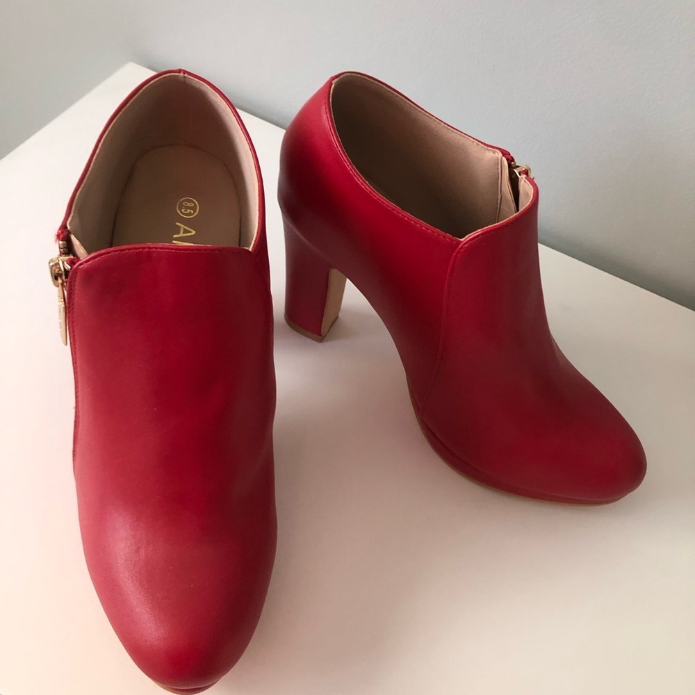 Allegra K Red Heeled Ankle Boots - Picture 2 of 10